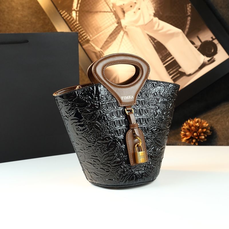 Luxury Fashion Icon Designer D - Women Fashion Icon のレビューと価格